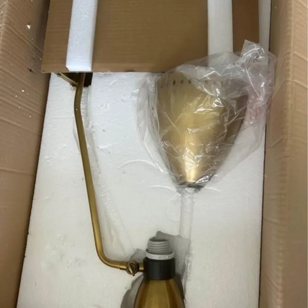 New in box Hudson Valley Solaris Sconce